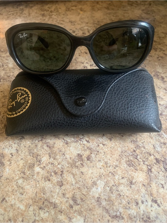 Ray-Ban Accessories - Ray-Ban Women's Black Frame Sunglasses with Dark Green Lenses